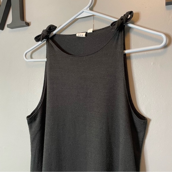 Gap Black tie shoulder Tank Top small - Picture 2 of 9